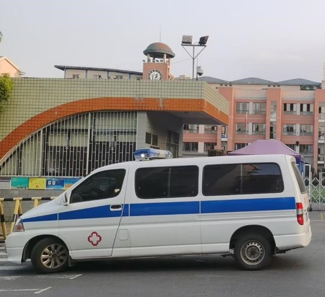 顺昌救护车出租护送骨折病人一公里多少钱